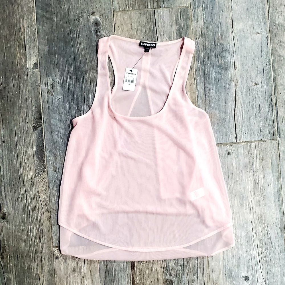 Brand new light pink top